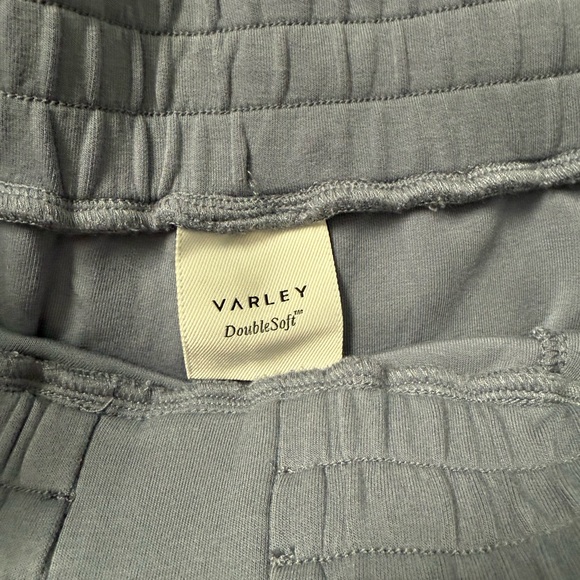 Varley Set - Picture 13 of 15